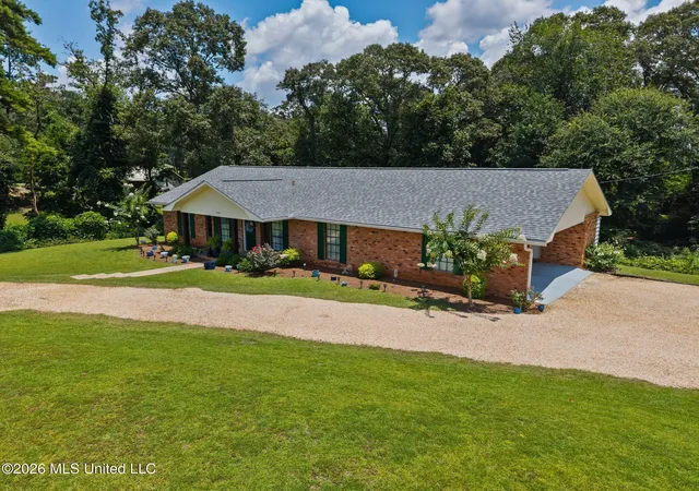 Homes for sale in Columbia, MS | 606 Pierce Rd, Columbia, MS 39429 | MLS# 4155026