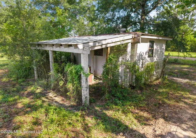 Homes for sale in Lumberton, MS | 628 Baxterville Rd, Lumberton, MS 39455 | MLS# 4154982