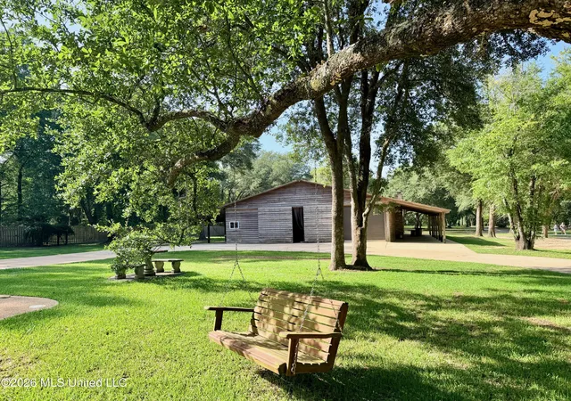 Photo 2 of Single family home for sale at 7504 Park Ridge Dr, Moss Point, MS 39562 | MLS# 4156195 | Listing updated on 2026-09-03