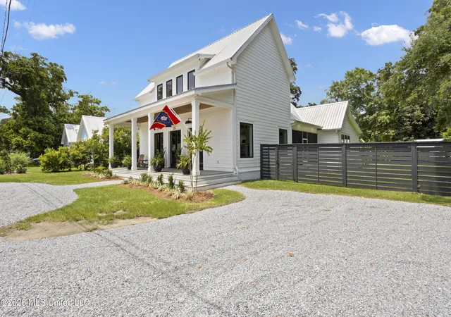 1st image of 305 Beach Hill Rd, Ocean Springs, MS 39564 | MLS# 4155112