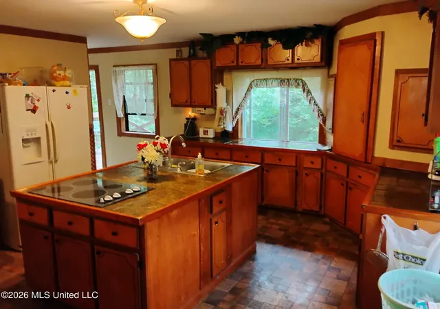 Photo 2 of Single family home for sale at 2025 Hendrix Rd, Coffeeville, MS 38922 | MLS# 4155022 | Listing updated on 2026-08-03