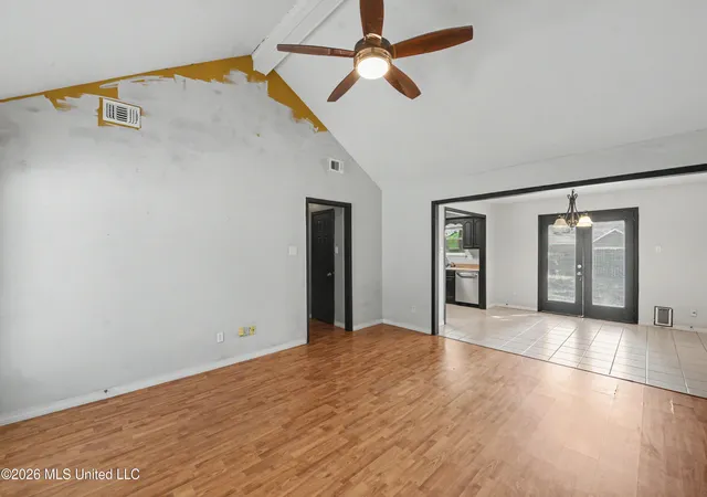 Homes for sale in Ocean Springs, MS | 7008 Oakhurst Dr, Ocean Springs, MS 39564 | MLS# 4155102