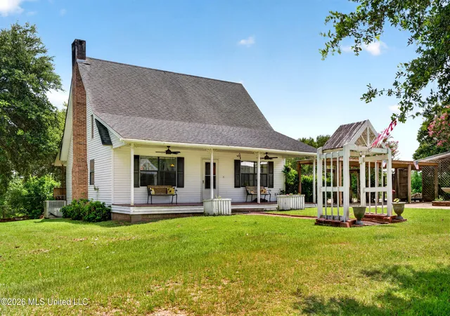 Homes for sale in Poplarville, MS | 574 Slade Woodward Rd, Poplarville, MS 39470 | MLS# 4154986