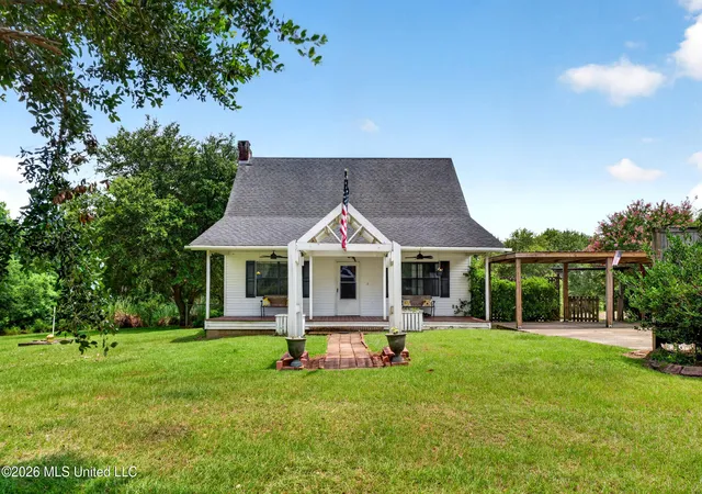 Homes for sale in Poplarville, MS | 574 Slade Woodward Rd, Poplarville, MS 39470 | MLS# 4154986