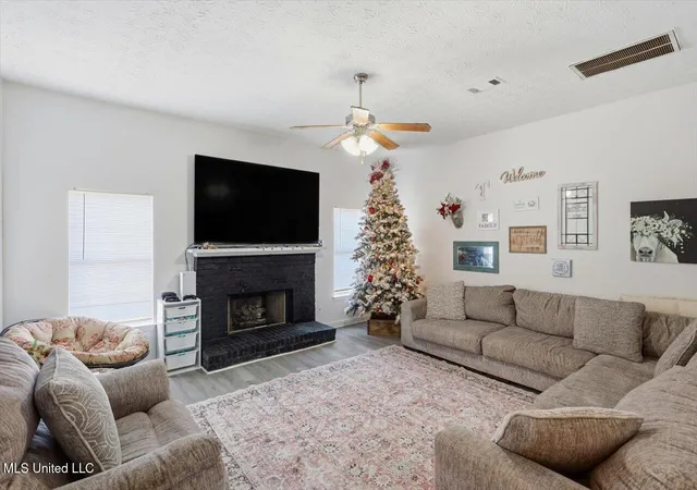 4th image of 204 Lyle Cir, Brandon, MS 39042 | MLS# 4154990