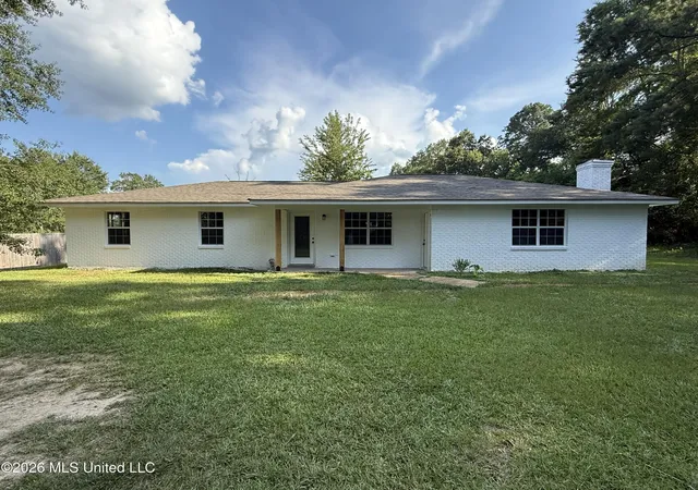 Photo 1 of Single family home for sale at 20 Birch St, Silver Creek, MS 39663 | MLS# 4155208 | Listing updated on 2026-07-15