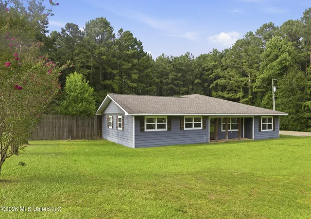 Photo 2 of Single family home for sale at 918 Zetus Rd, Brookhaven, MS 39601 | MLS# 4155533 | Listing updated on 2026-08-26