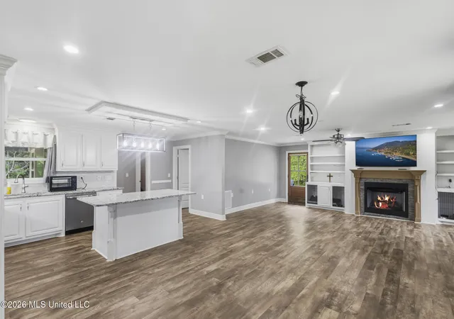 Photo 3 of Single family home for sale at 918 Zetus Rd, Brookhaven, MS 39601 | MLS# 4155533 | Listing updated on 2026-08-26