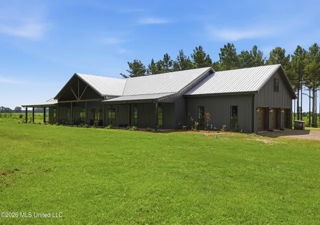 Homes for sale in Laurel, MS | 646 Myrick Strengthford Rd, Laurel, MS 39443 | MLS# 4155083