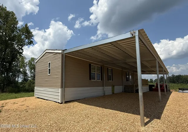 Homes for sale in Gloster, MS | 3368 Busy Corner Rd, Gloster, MS 39638 | MLS# 4155217