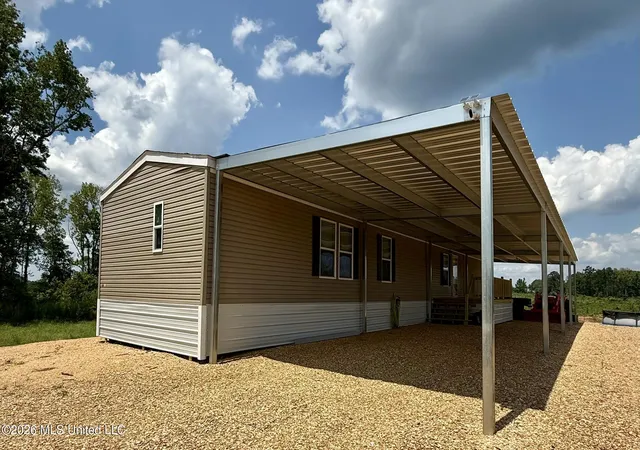 Homes for sale in Gloster, MS | 3368 Busy Corner Rd, Gloster, MS 39638 | MLS# 4155217