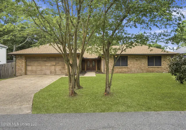 Homes for sale in Biloxi, MS | 326 Fairview Dr, Biloxi, MS 39531 | MLS# 4155413