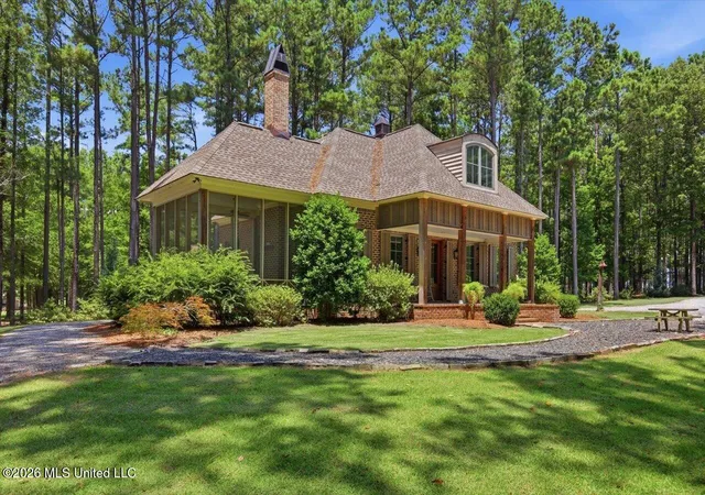 Photo 3 of Single family home for sale at 103 Lakeshore Cvs, Madison, MS 39110 | MLS# 4156173 | Listing updated on 2026-08-17