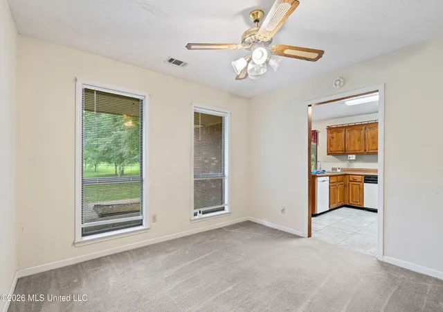 Photo 4 of Single family home for sale at 11255 Whispering Pines Dr, Olive Branch, MS 38654 | MLS# 4155203 | Listing updated on 2026-09-14