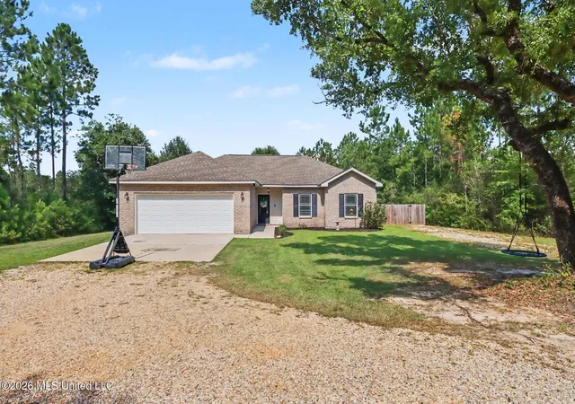 Homes for sale in Kiln, MS | 19350 Fenton Dedeaux Rd, Kiln, MS 39556 | MLS# 4155138