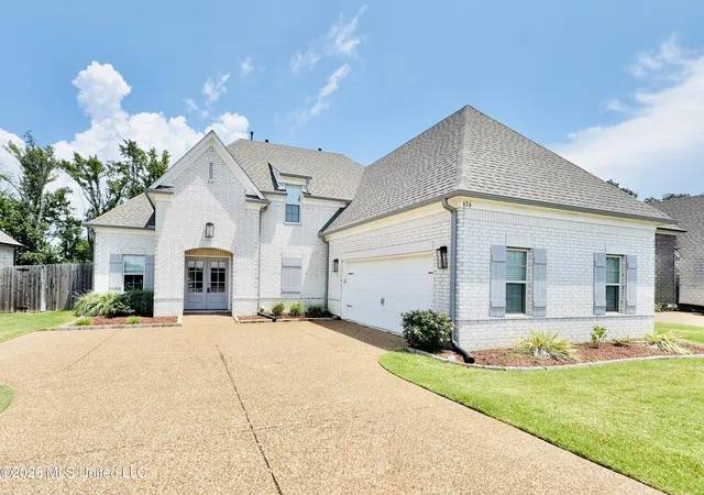 Photo 1 of Single family home for sale at 626 Dudley Dr, Hernando, MS 38632 | MLS# 4155166 | Listing updated on 2026-09-21