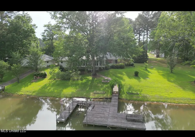 Homes for sale in Canton, MS | 106 Skiers Pt, Canton, MS 39046 | MLS# 4155173