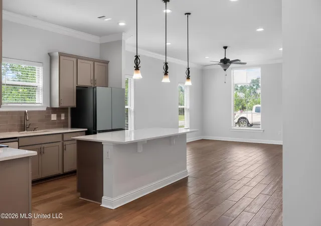 Photo 3 of Single family home for sale at 6952 Osprey Dr, Ocean Springs, MS 39564 | MLS# 4155332 | Listing updated on 2026-10-06