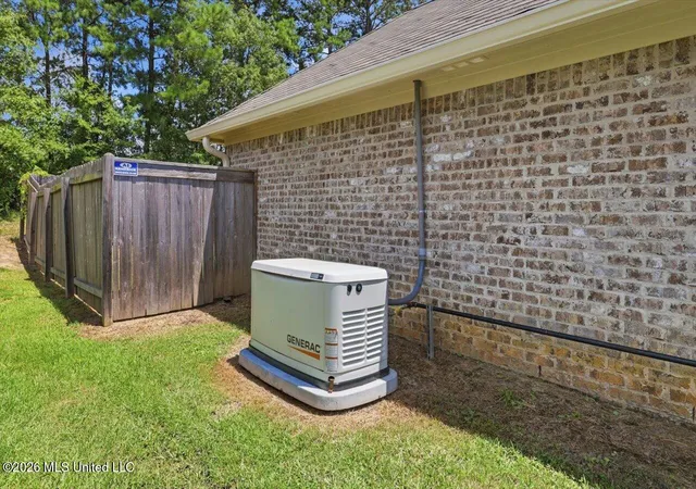 Photo 2 of Single family home for sale at 987 Filmore Dr, Brandon, MS 39042 | MLS# 4155193 | Listing updated on 2026-09-07