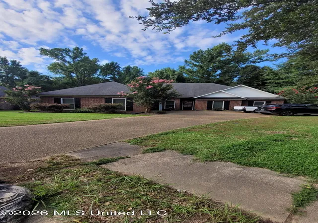 Photo 3 of Single family home for sale at 107 Ashby Park, Canton, MS 39046 | MLS# 4155206 | Listing updated on 2026-10-11