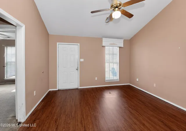 Homes for sale in Olive Branch, MS | 6422 Oak Leaf Dr, Olive Branch, MS 38654 | MLS# 4155174