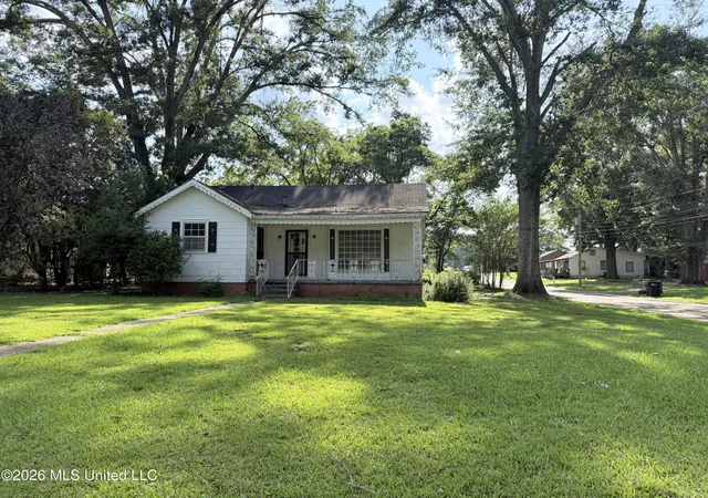 Homes for sale in Winona, MS | 413 Fairground St, Winona, MS 38967 | MLS# 4155205