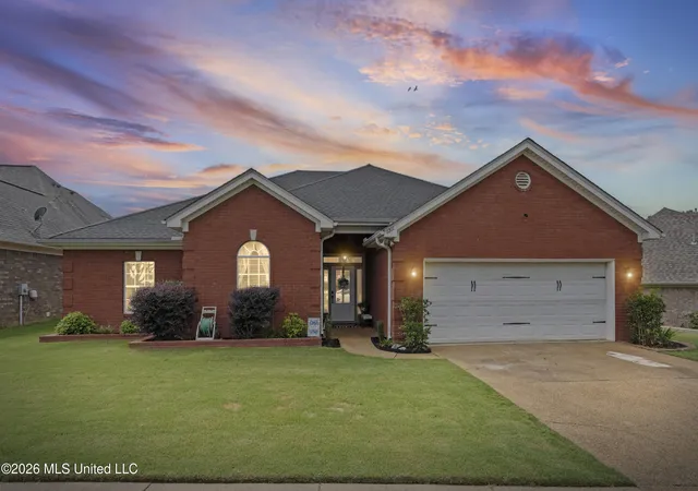 Homes for sale in Hernando, MS | 1211 E Cross Creek Dr, Hernando, MS 38632 | MLS# 4155755