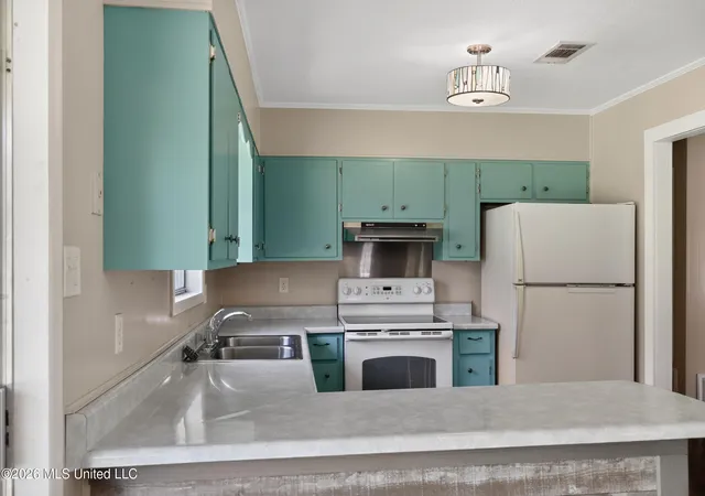 Photo 3 of Single family home for sale at 6301 Cleo Dr, Moss Point, MS 39562 | MLS# 4155303 | Listing updated on 2026-08-05