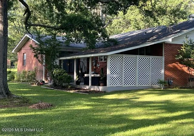 Photo 3 of Single family home for sale at 1510 W Govan St, Grenada, MS 38901 | MLS# 4156298 | Listing updated on 2026-07-27