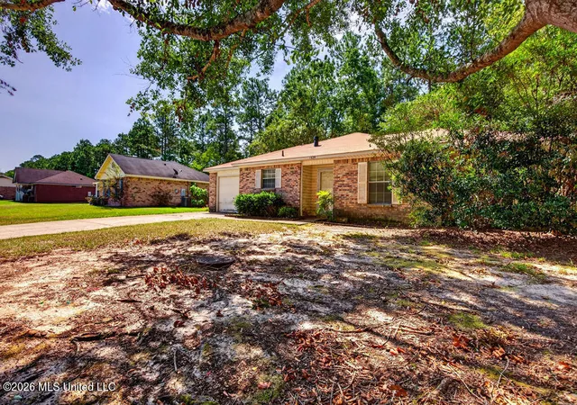 Photo 4 of Single family home for sale at 1629 Springridge Rd, Gautier, MS 39553 | MLS# 4159817 | Listing updated on 2026-08-30