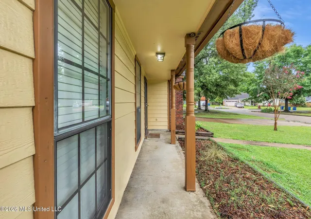 Homes for sale in Olive Branch, MS | 6728 Persimmon Cvs, Olive Branch, MS 38654 | MLS# 4155199