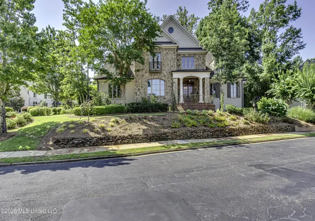 Homes for sale in Jackson, MS | 15 Eastparke Dr, Jackson, MS 39211 | MLS# 4155263