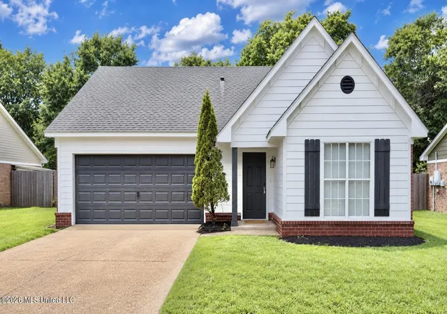 Homes for sale in Horn Lake, MS | 5635 Kentwood Dr, Horn Lake, MS 38637 | MLS# 4155218