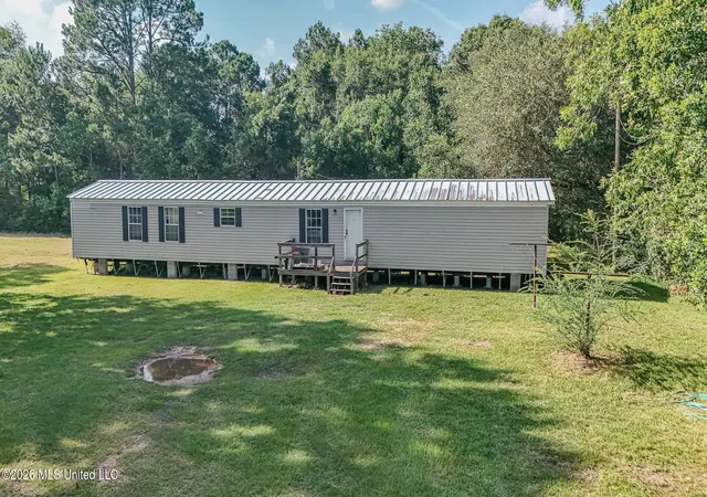 Photo 3 of Sale Pending at 12229 County Farm Rd, Gulfport, MS 39503 | MLS# 4155330 | Listing updated on 2026-08-19