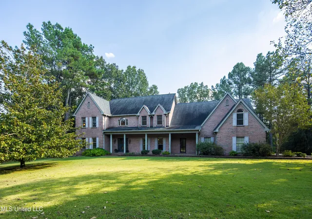 Homes for sale in Olive Branch, MS | 12965 Whispering Pines Dr, Olive Branch, MS 38654 | MLS# 4155213