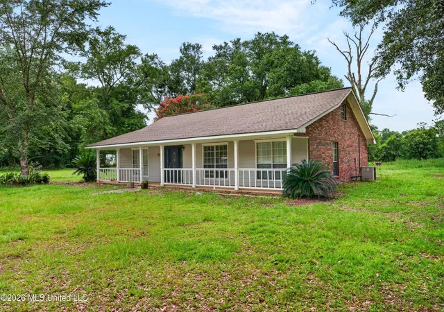 Photo 2 of Single family home for sale at 21425 Clifford Johnson Rd, Moss Point, MS 39562 | MLS# 4156049 | Listing updated on 2026-10-25