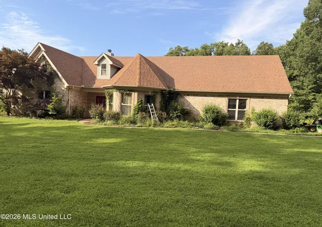 Homes for sale in Holly Springs, MS | 154 Dollie Irene Dr, Holly Springs, MS 38635 | MLS# 4155653