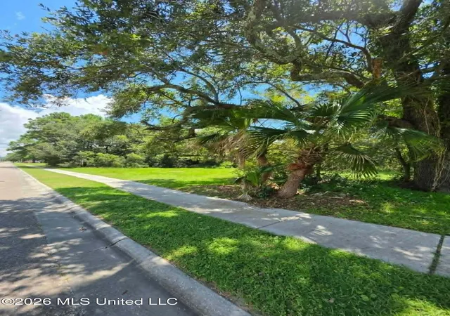 Homes for sale in Long Beach, MS | 126 Markham Dr, Long Beach, MS 39560 | MLS# 4155273