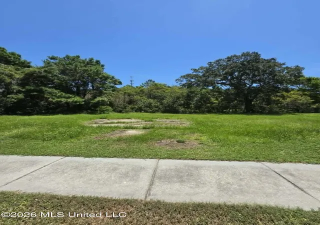 Homes for sale in Long Beach, MS | 126 Markham Dr, Long Beach, MS 39560 | MLS# 4155273