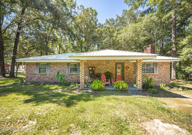 Homes for sale in Vancleave, MS | 2033 Bass Dr, Vancleave, MS 39565 | MLS# 4155328