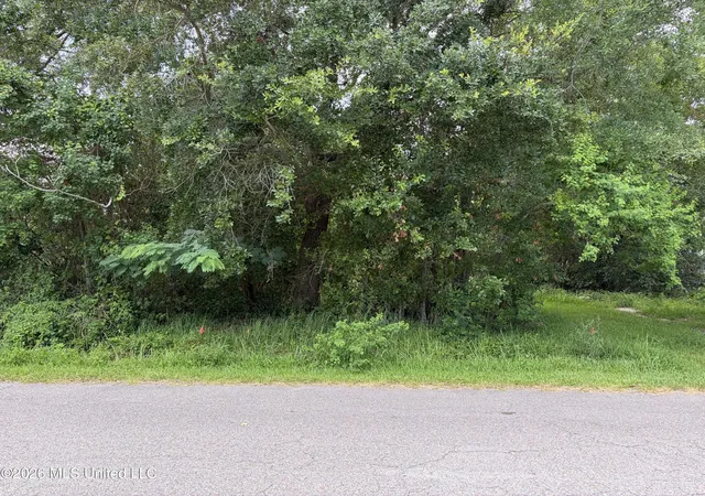 Homes for sale in Biloxi, MS | 6821 Bienville Dr, Biloxi, MS 39532 | MLS# 4155320