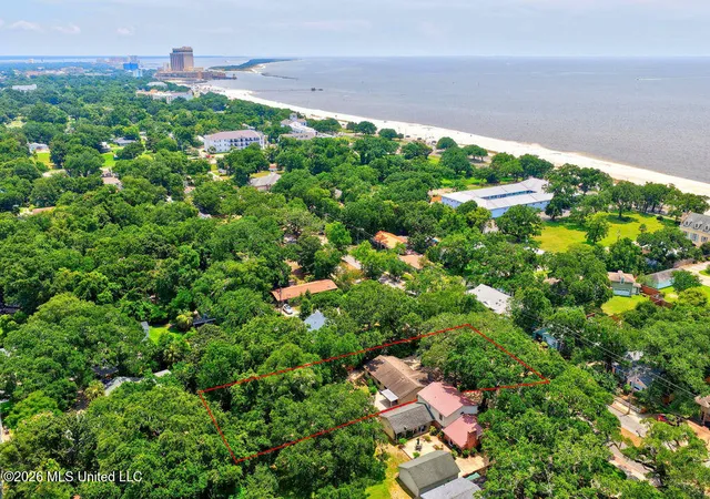 2nd image of 1308 Father Ryan Ave, Biloxi, MS 39530 | MLS# 4155288