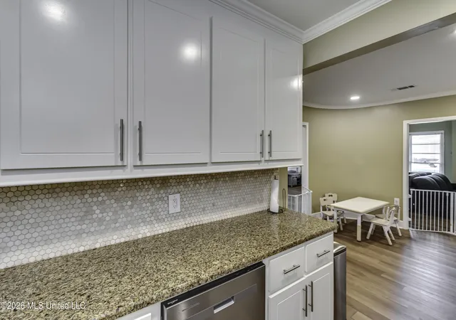 Photo 3 of Single family home for sale at 748 E Northside Dr, Jackson, MS 39206 | MLS# 4155574 | Listing updated on 2026-09-14