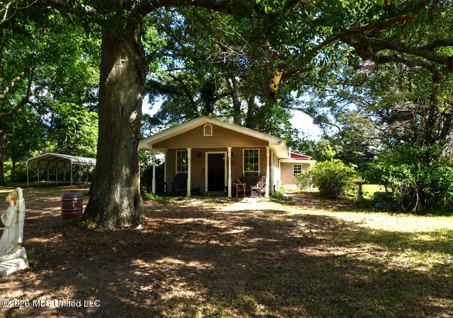 1st image of 197 W Mississippi 26, Lumberton, MS 39455 | MLS# 4155453