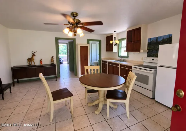 3rd image of 197 W Mississippi 26, Lumberton, MS 39455 | MLS# 4155453