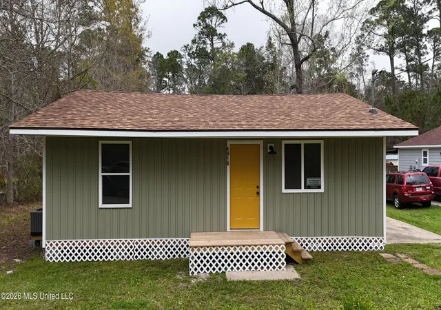 Homes for sale in Gulfport, MS | 4816 30th 1/2 St, Gulfport, MS 39501 | MLS# 4155496