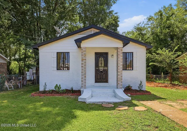 Homes for sale in Canton, MS | 510 Main St, Canton, MS 39046 | MLS# 4155335