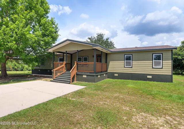 Homes for sale in Gulfport, MS | 22096 Lorene Rd, Gulfport, MS 39503 | MLS# 4155312