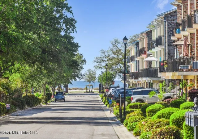 Photo 2 of Townhouse for sale at 30 Oak Aly Ln, Long Beach, MS 39560 | MLS# 4156218 | Listing updated on 2026-07-17