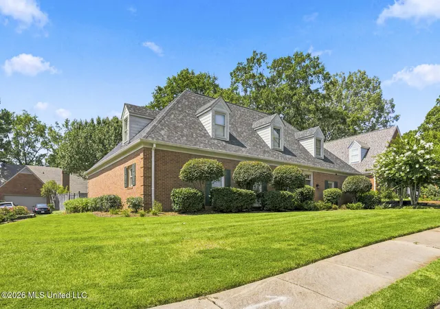 3rd image of 10 Moss Forest Pl, Jackson, MS 39211 | MLS# 4155372